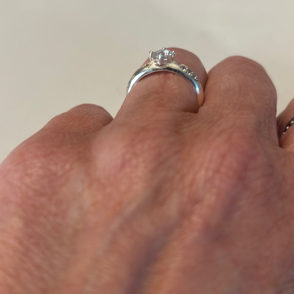 925 Sterling Silver ring - Picture 4 of 5